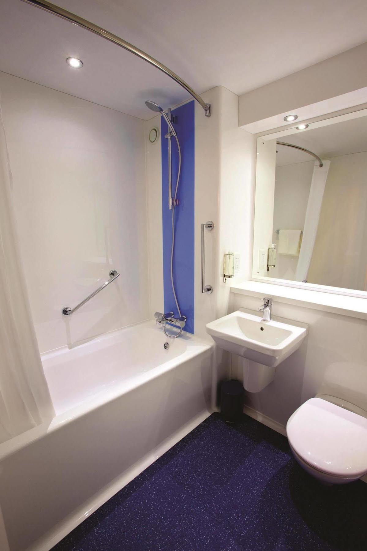 Travelodge Metropolitano Hotel Madryt